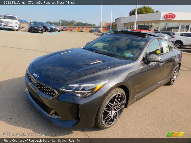Front 3/4 View of 2022 Stinger GT1 AWD