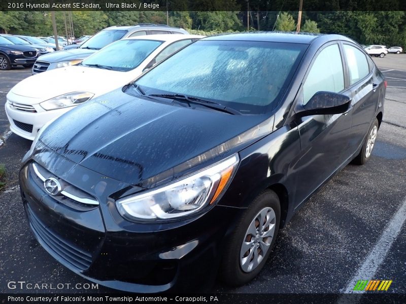 Ultra Black / Beige 2016 Hyundai Accent SE Sedan