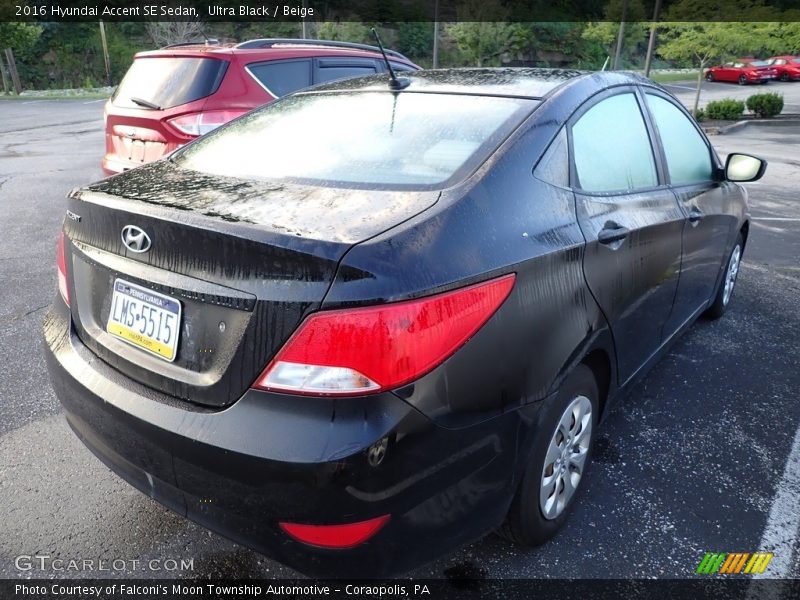 Ultra Black / Beige 2016 Hyundai Accent SE Sedan