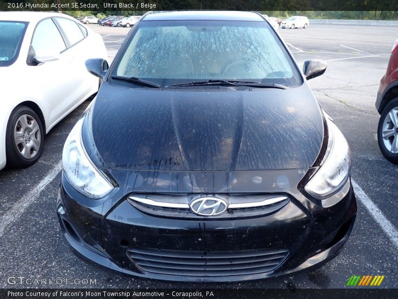 Ultra Black / Beige 2016 Hyundai Accent SE Sedan