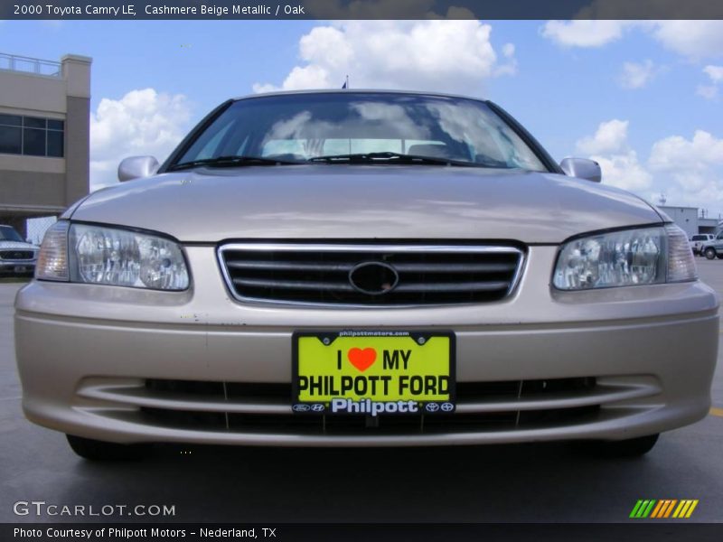 Cashmere Beige Metallic / Oak 2000 Toyota Camry LE