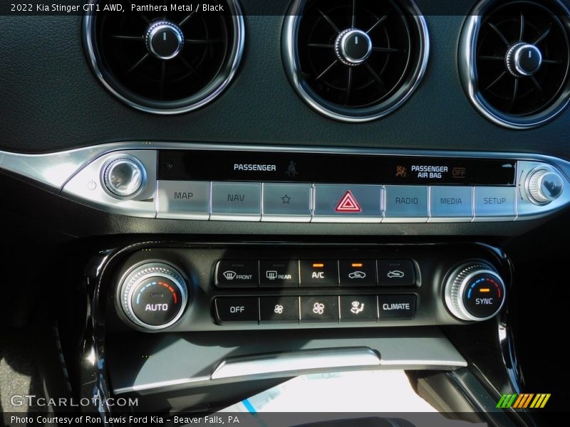 Controls of 2022 Stinger GT1 AWD