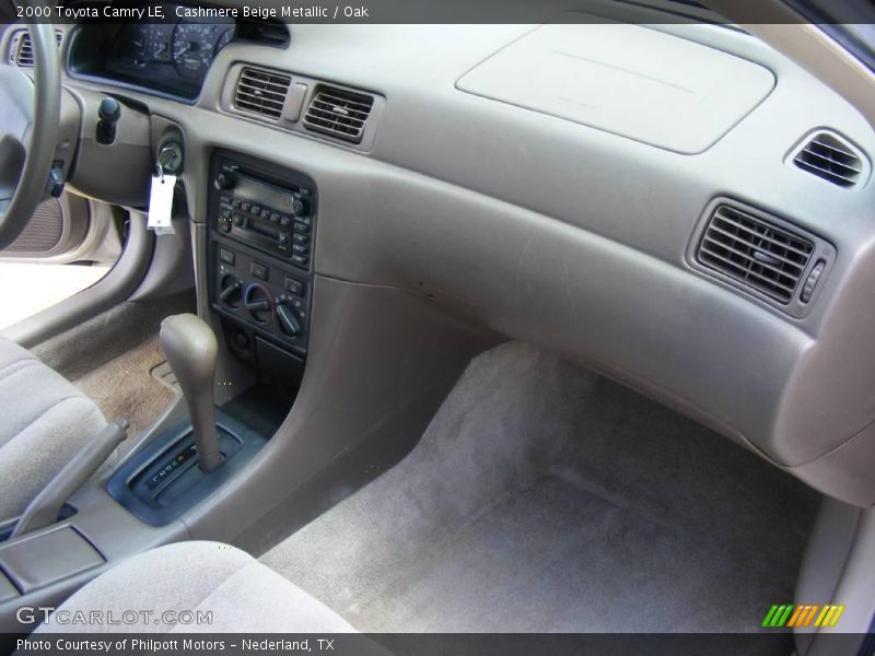 Cashmere Beige Metallic / Oak 2000 Toyota Camry LE