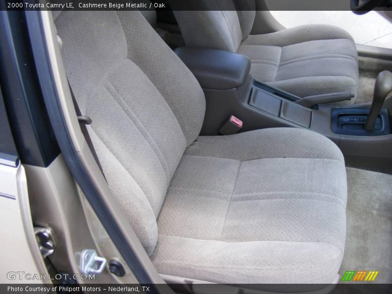 Cashmere Beige Metallic / Oak 2000 Toyota Camry LE