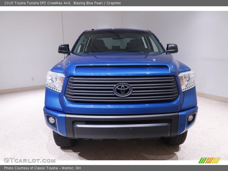 Blazing Blue Pearl / Graphite 2016 Toyota Tundra SR5 CrewMax 4x4