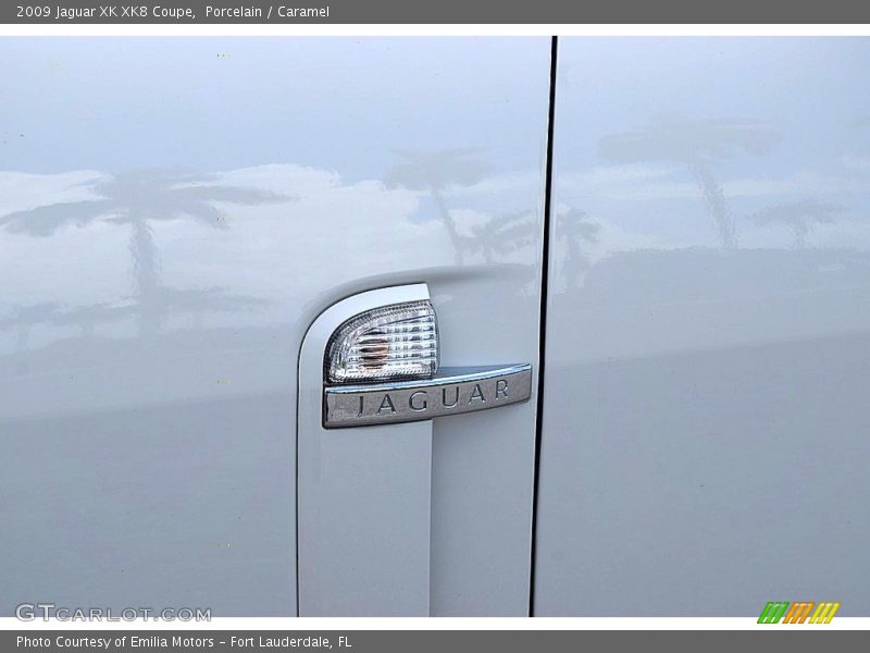 Porcelain / Caramel 2009 Jaguar XK XK8 Coupe