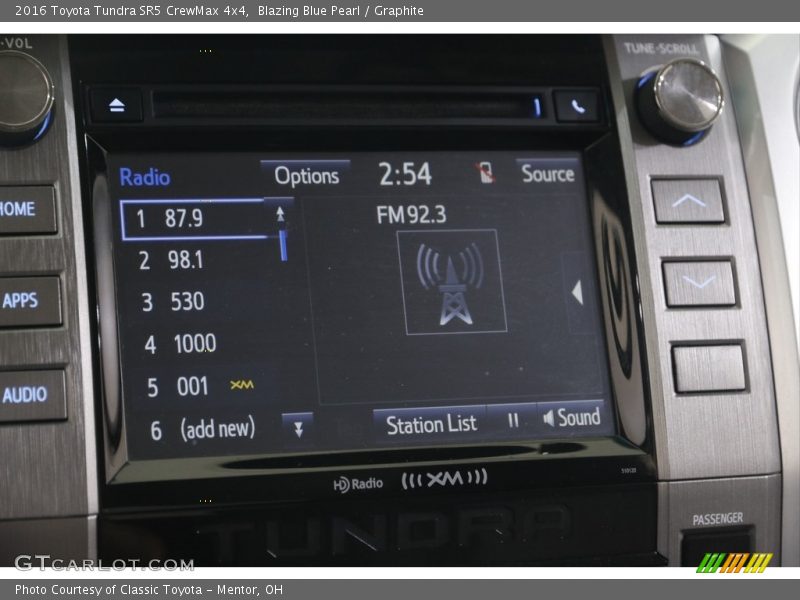 Blazing Blue Pearl / Graphite 2016 Toyota Tundra SR5 CrewMax 4x4