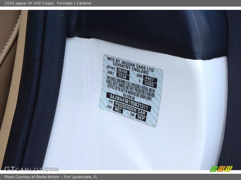 Porcelain / Caramel 2009 Jaguar XK XK8 Coupe