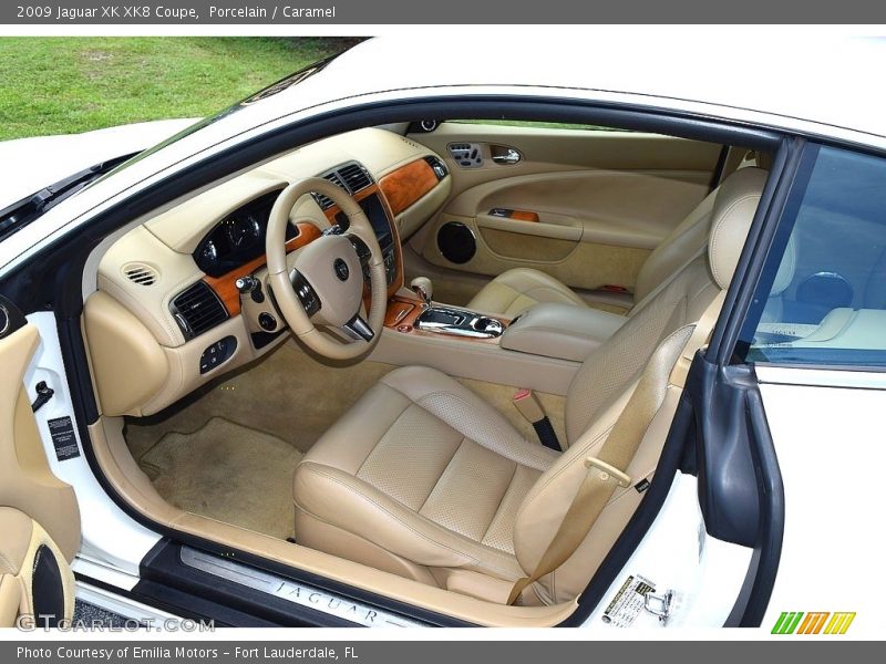 Porcelain / Caramel 2009 Jaguar XK XK8 Coupe