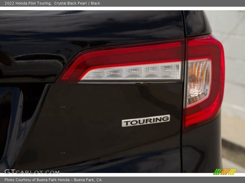Crystal Black Pearl / Black 2022 Honda Pilot Touring