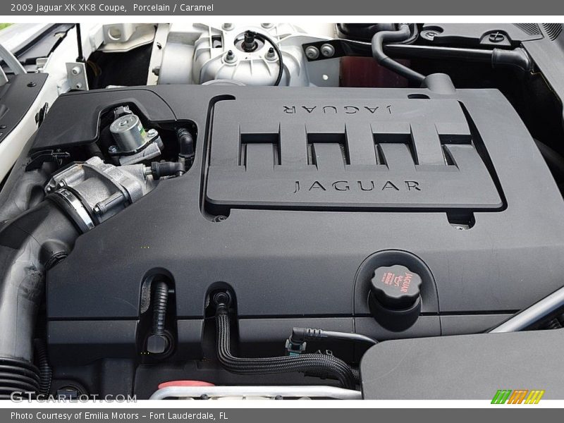 Porcelain / Caramel 2009 Jaguar XK XK8 Coupe