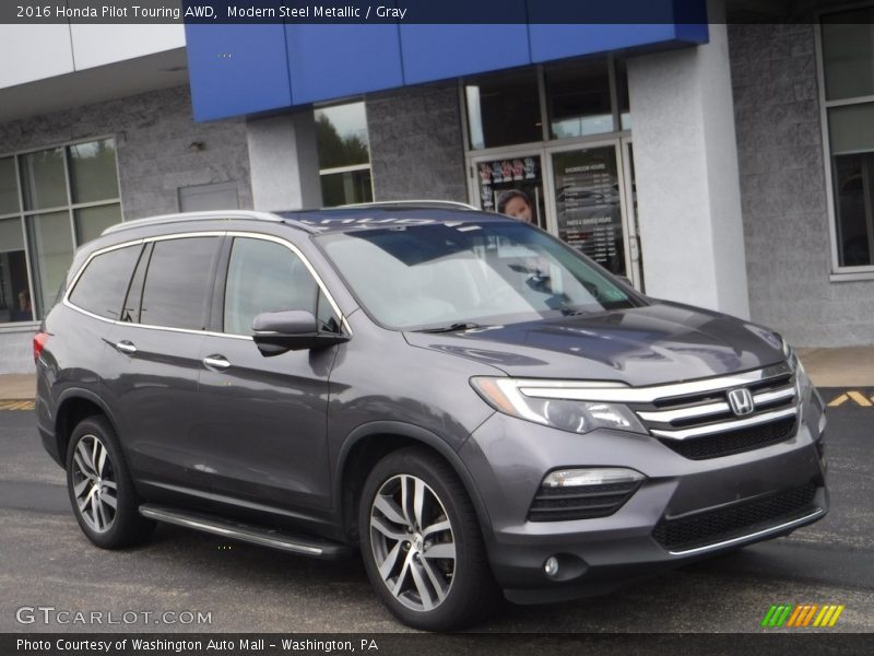 Front 3/4 View of 2016 Pilot Touring AWD