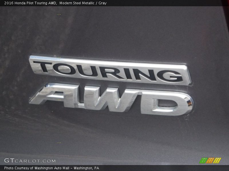  2016 Pilot Touring AWD Logo