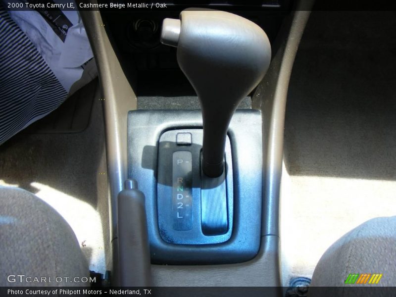 Cashmere Beige Metallic / Oak 2000 Toyota Camry LE