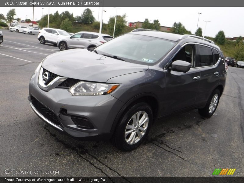 Gun Metallic / Charcoal 2016 Nissan Rogue SV AWD