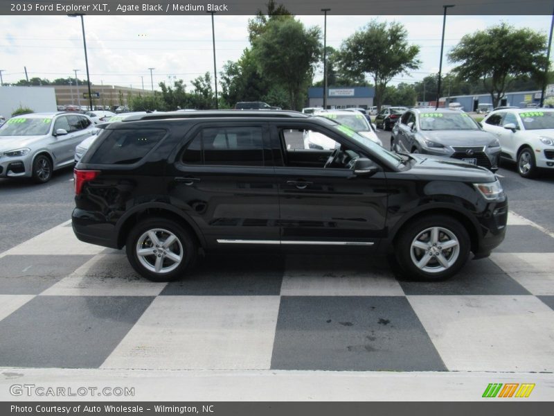 Agate Black / Medium Black 2019 Ford Explorer XLT