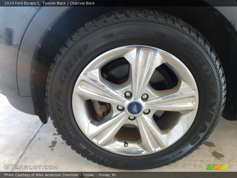 Tuxedo Black / Charcoal Black 2014 Ford Escape S