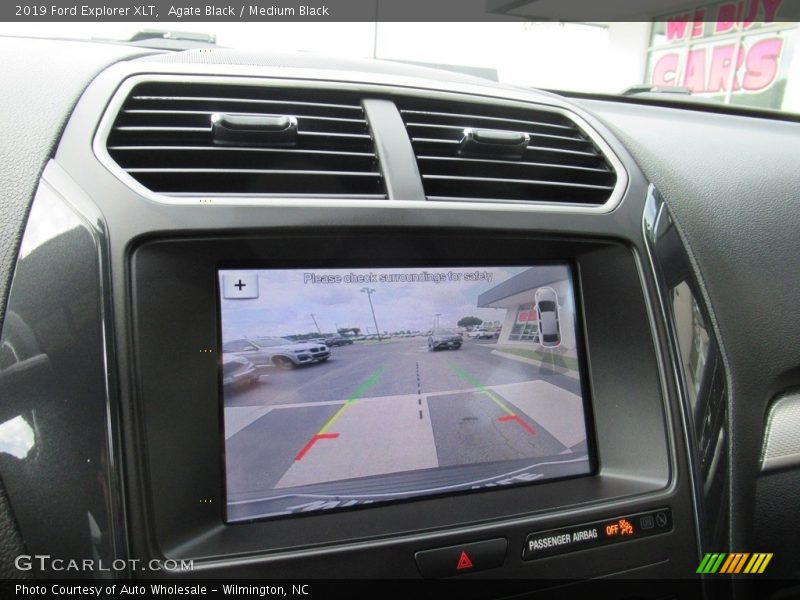 Agate Black / Medium Black 2019 Ford Explorer XLT