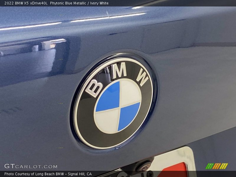 Phytonic Blue Metallic / Ivory White 2022 BMW X5 xDrive40i