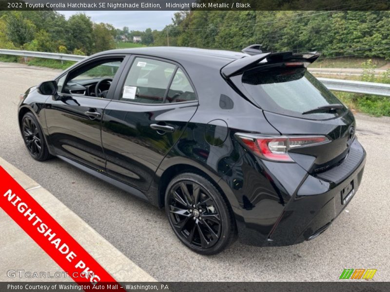 Midnight Black Metallic / Black 2022 Toyota Corolla Hatchback SE Nightshade Edition