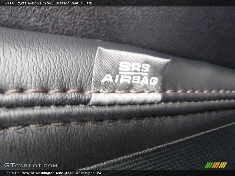 Blizzard Pearl / Black 2014 Toyota Avalon Limited