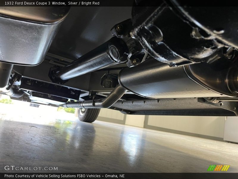 Silver / Bright Red 1932 Ford Deuce Coupe 3 Window