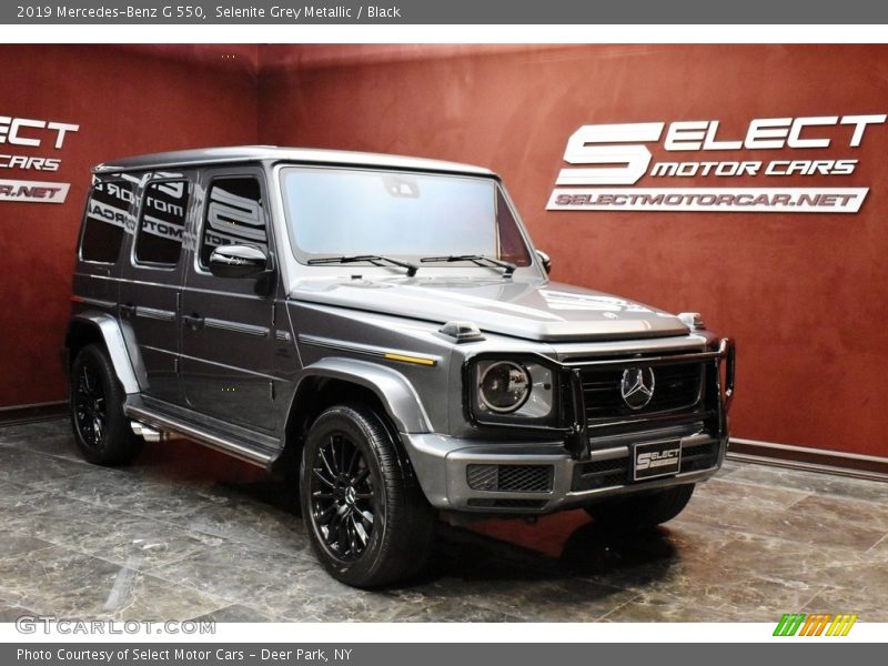 Selenite Grey Metallic / Black 2019 Mercedes-Benz G 550