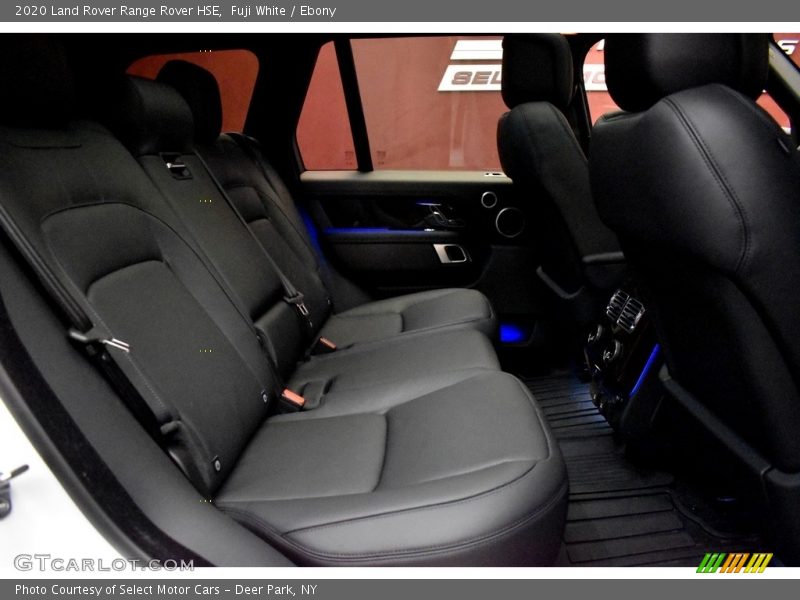 Fuji White / Ebony 2020 Land Rover Range Rover HSE