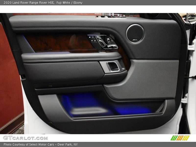 Fuji White / Ebony 2020 Land Rover Range Rover HSE