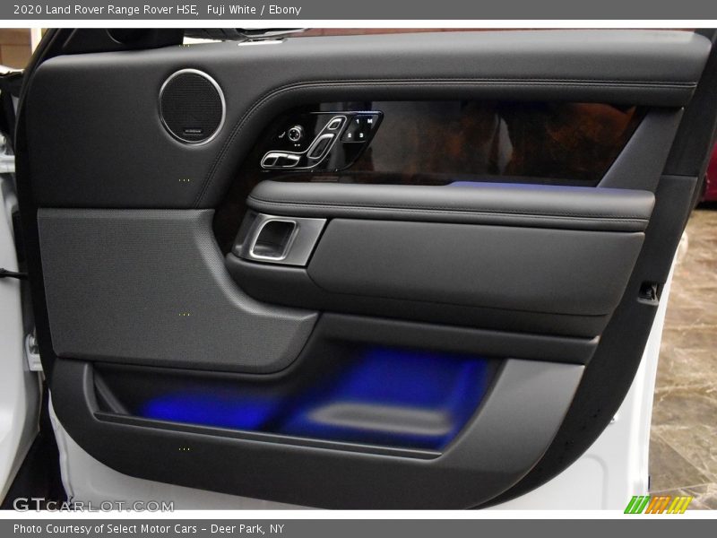 Fuji White / Ebony 2020 Land Rover Range Rover HSE