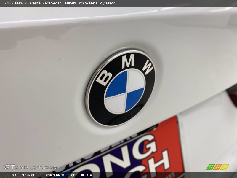 Mineral White Metallic / Black 2022 BMW 3 Series M340i Sedan