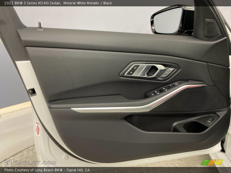 Door Panel of 2022 3 Series M340i Sedan