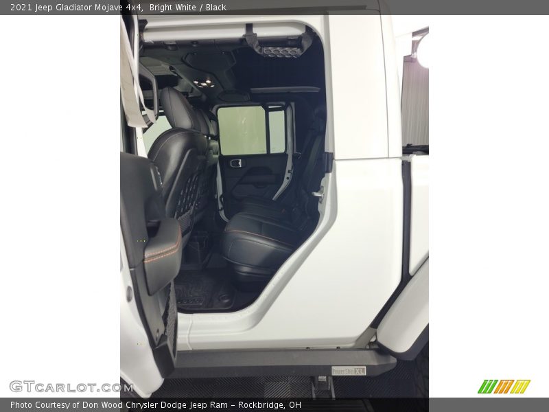 Bright White / Black 2021 Jeep Gladiator Mojave 4x4