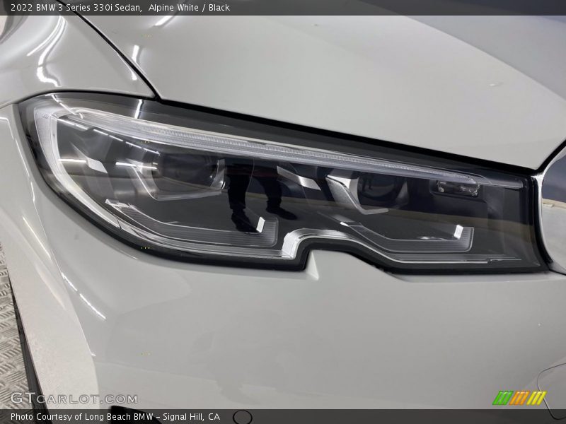Alpine White / Black 2022 BMW 3 Series 330i Sedan