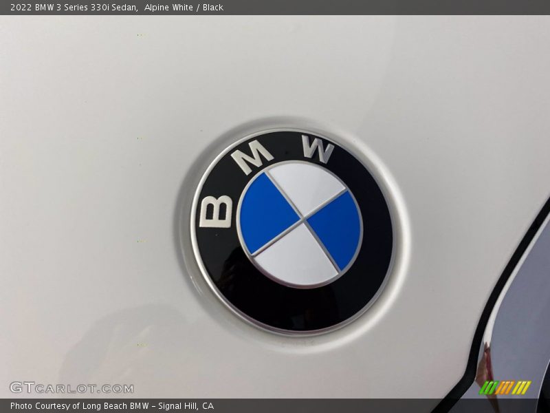 Alpine White / Black 2022 BMW 3 Series 330i Sedan