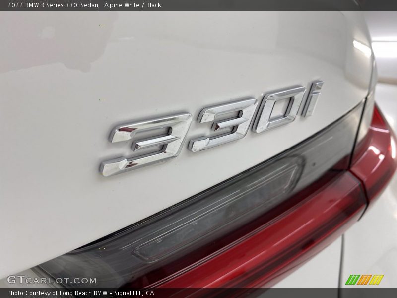 Alpine White / Black 2022 BMW 3 Series 330i Sedan