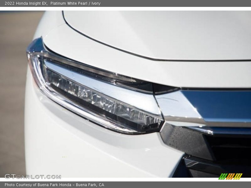 Platinum White Pearl / Ivory 2022 Honda Insight EX
