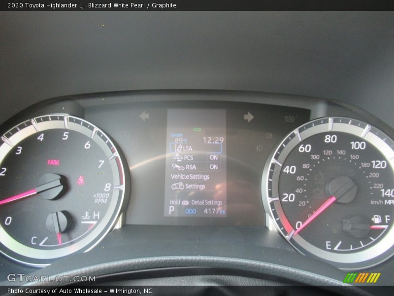 Blizzard White Pearl / Graphite 2020 Toyota Highlander L