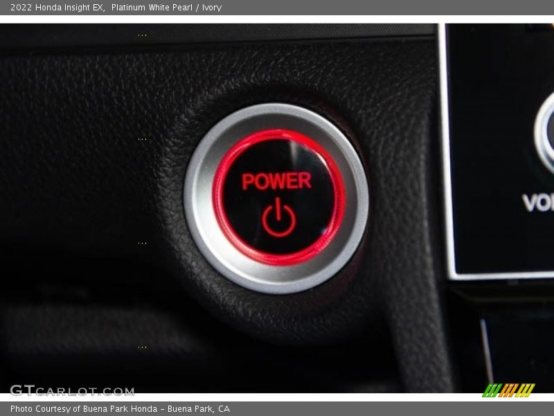 Platinum White Pearl / Ivory 2022 Honda Insight EX
