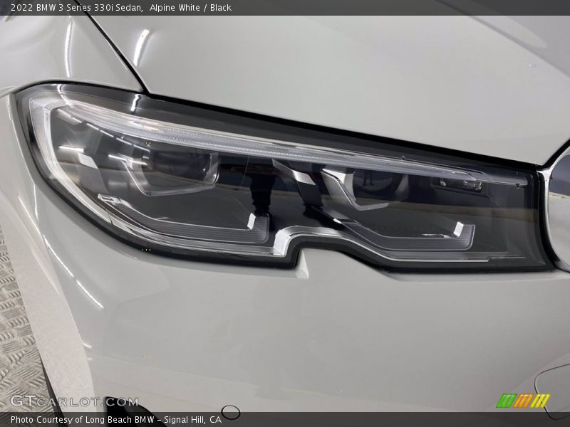 Alpine White / Black 2022 BMW 3 Series 330i Sedan