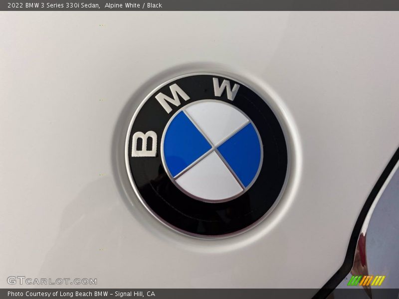Alpine White / Black 2022 BMW 3 Series 330i Sedan