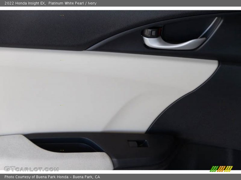 Platinum White Pearl / Ivory 2022 Honda Insight EX
