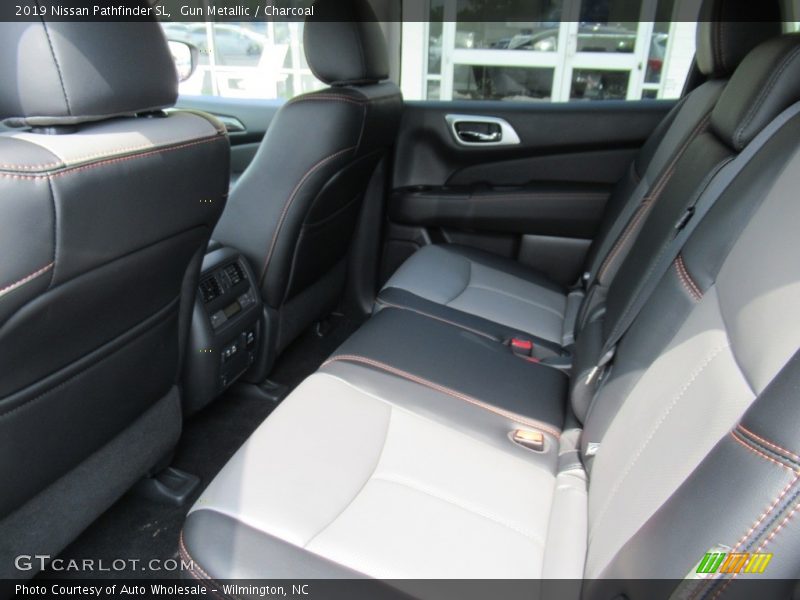 Gun Metallic / Charcoal 2019 Nissan Pathfinder SL