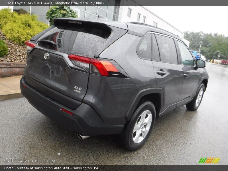 Magnetic Gray Metallic / Black 2021 Toyota RAV4 XLE AWD