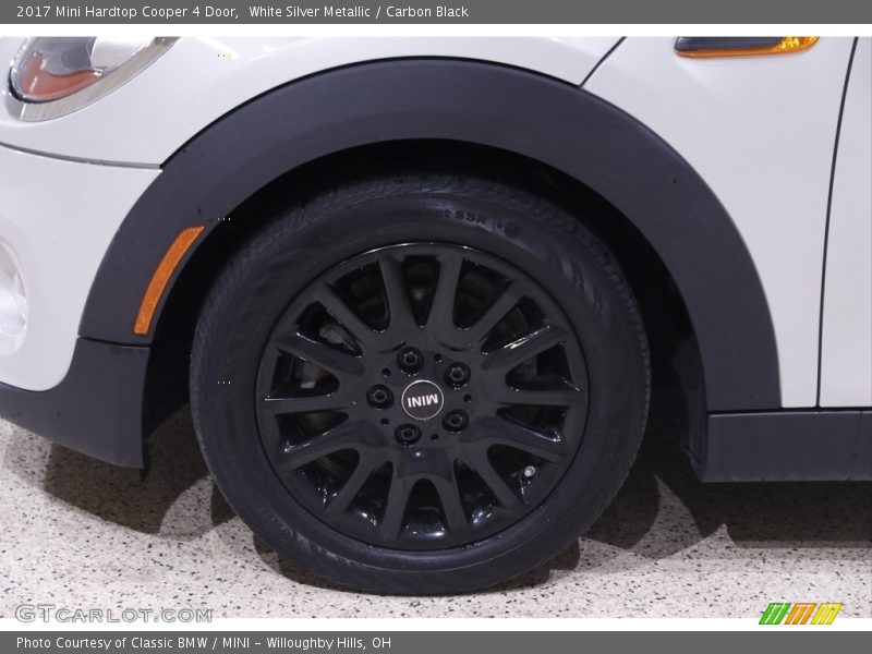 White Silver Metallic / Carbon Black 2017 Mini Hardtop Cooper 4 Door