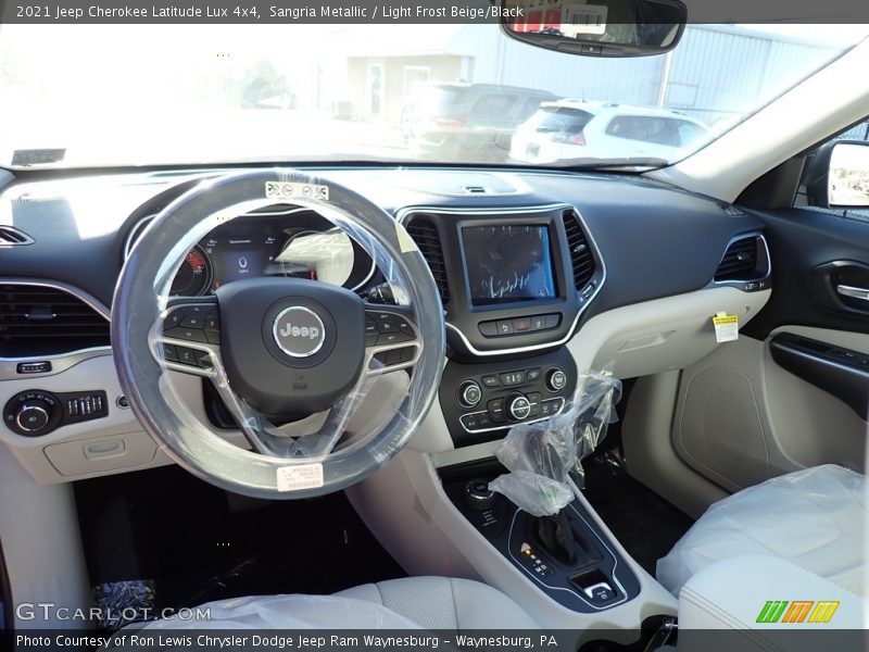 Dashboard of 2021 Cherokee Latitude Lux 4x4