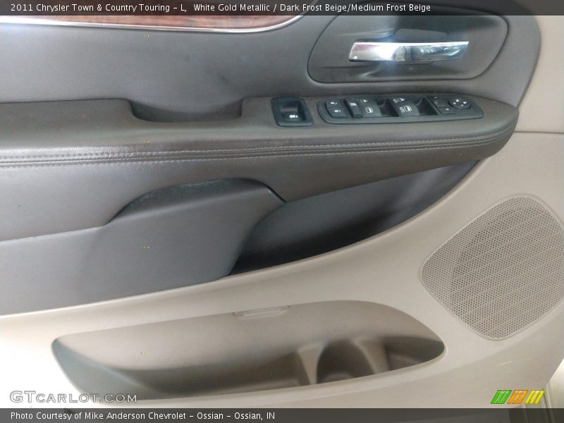 White Gold Metallic / Dark Frost Beige/Medium Frost Beige 2011 Chrysler Town & Country Touring - L