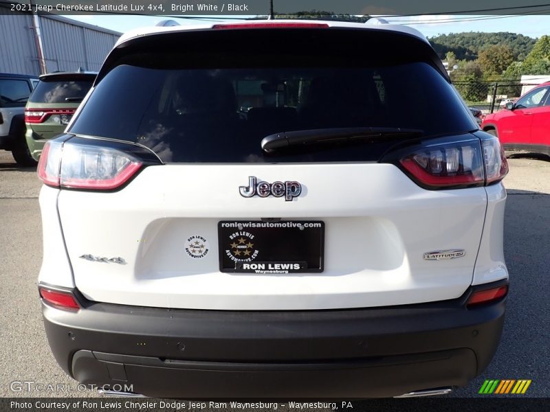 Bright White / Black 2021 Jeep Cherokee Latitude Lux 4x4