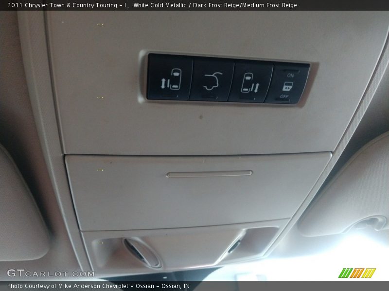 White Gold Metallic / Dark Frost Beige/Medium Frost Beige 2011 Chrysler Town & Country Touring - L