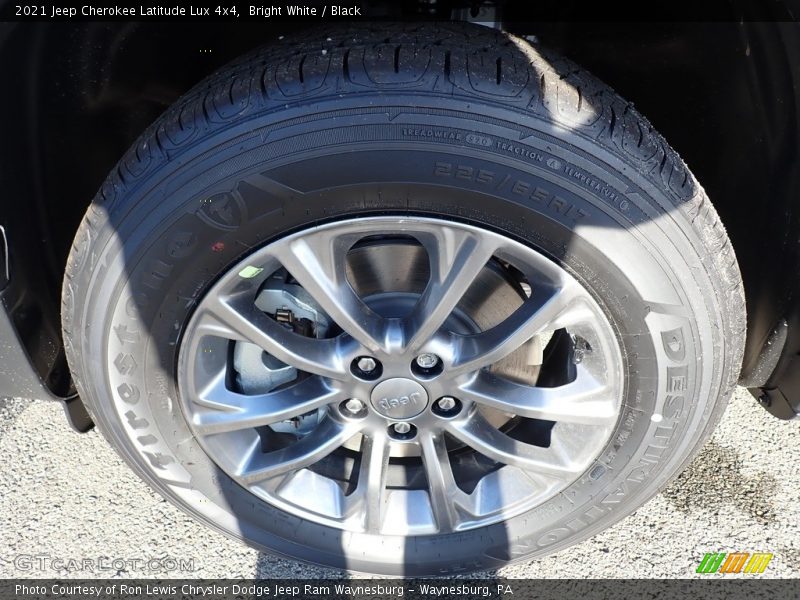 Bright White / Black 2021 Jeep Cherokee Latitude Lux 4x4